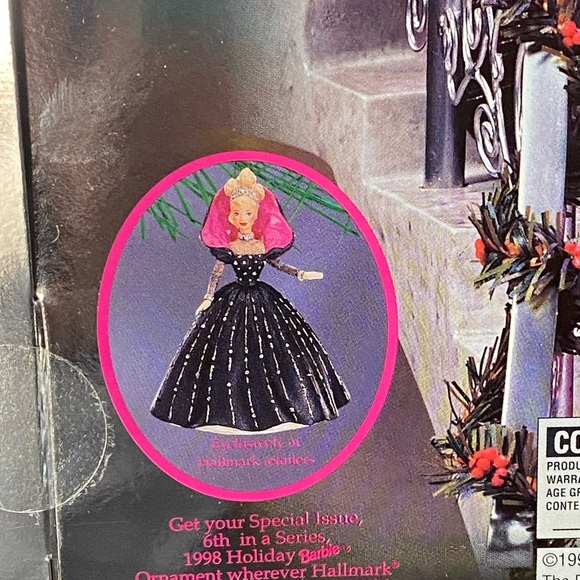 Happy Holidays Barbie 1998- special edition with RARE MISPRINT - Picture 5 of 8